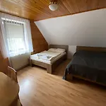 Encijan Apartamento Log pod Mangartom