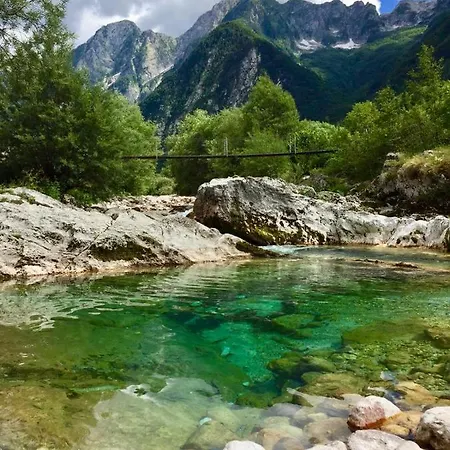 Encijan Apartment Log pod Mangartom