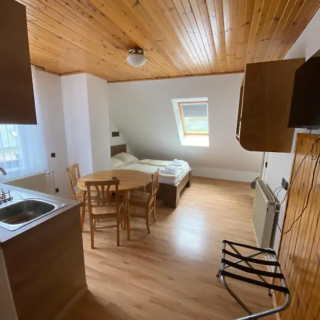 Encijan * Log pod Mangartom