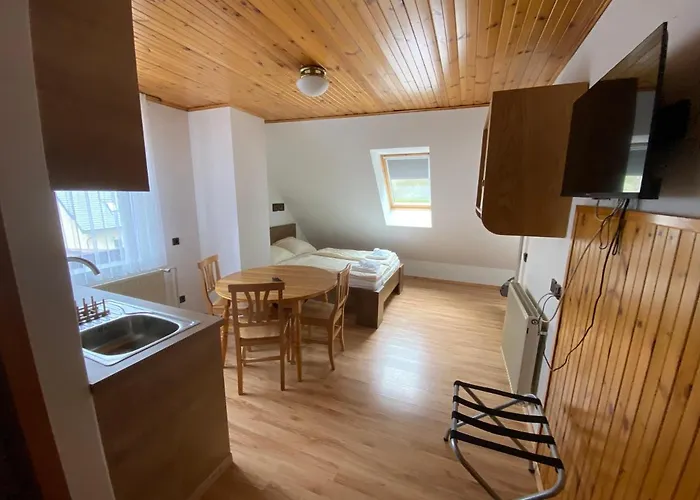 Encijan * Log pod Mangartom